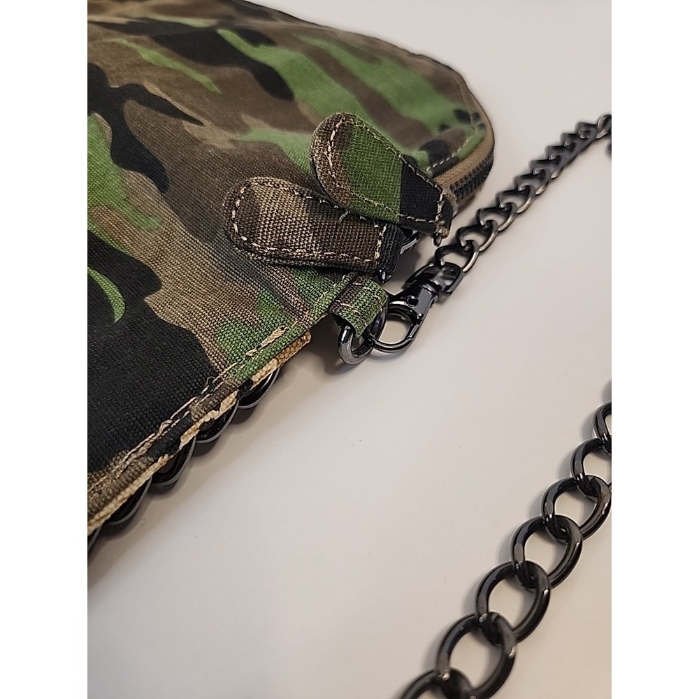 Deena & Ozzy Camouflage And Leopard Clutch Purse W/ Removable Chain Strap - Picture 8 of 16